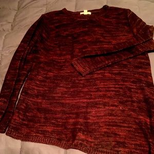 Asymmetrical sweater with side zipper